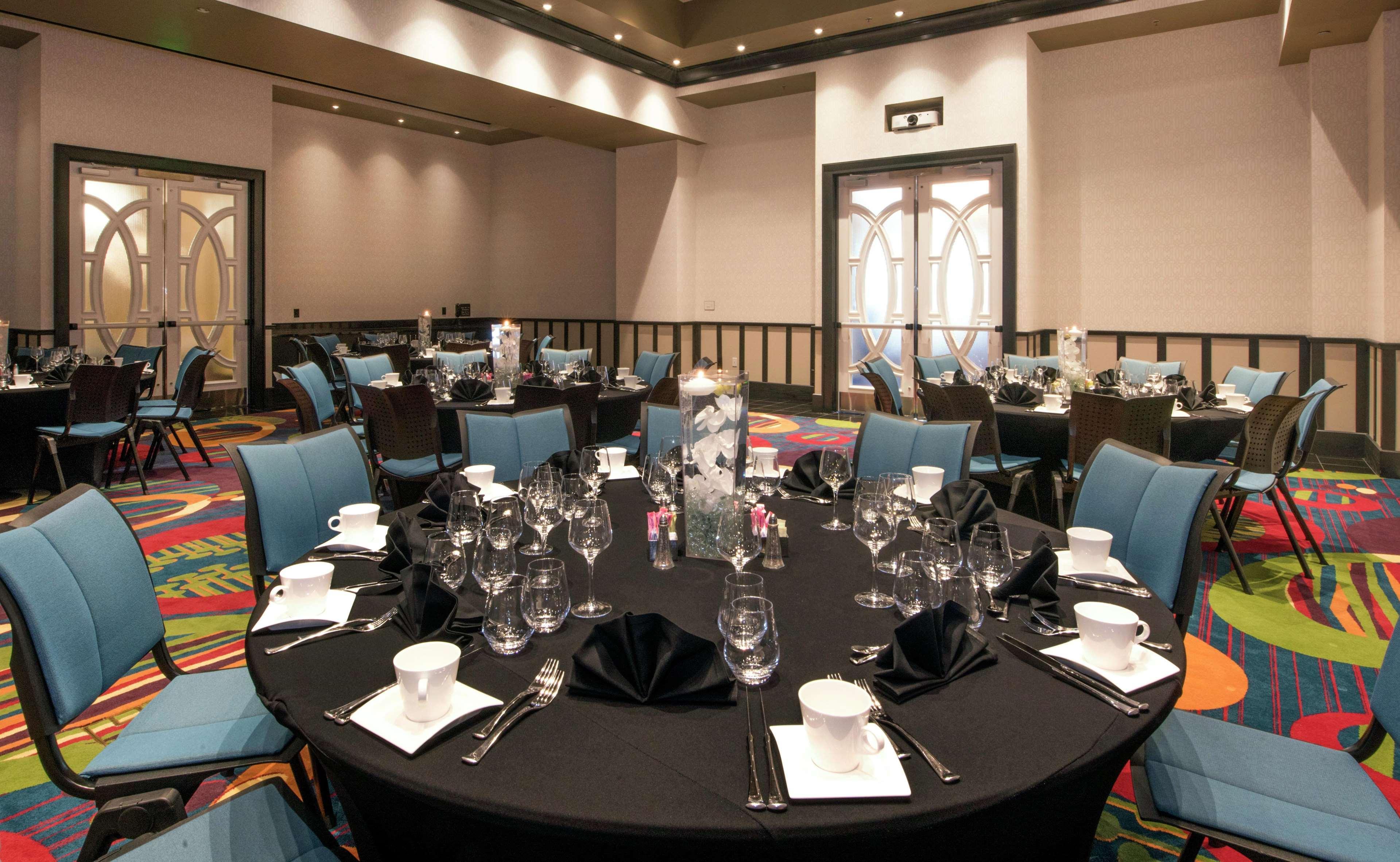 Hilton Garden Inn Raleigh/Crabtree Valley Eksteriør billede