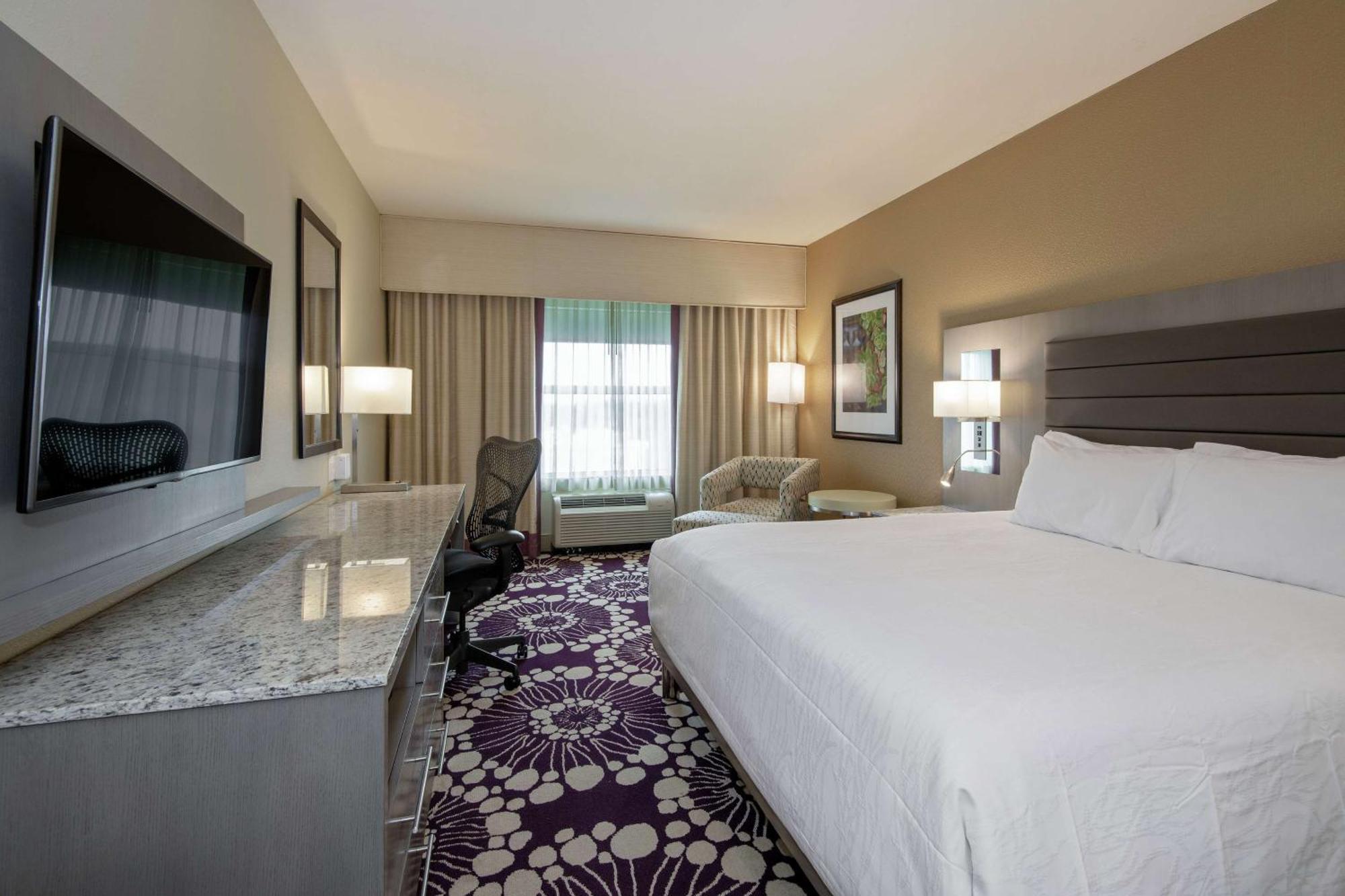 Hilton Garden Inn Raleigh/Crabtree Valley Eksteriør billede