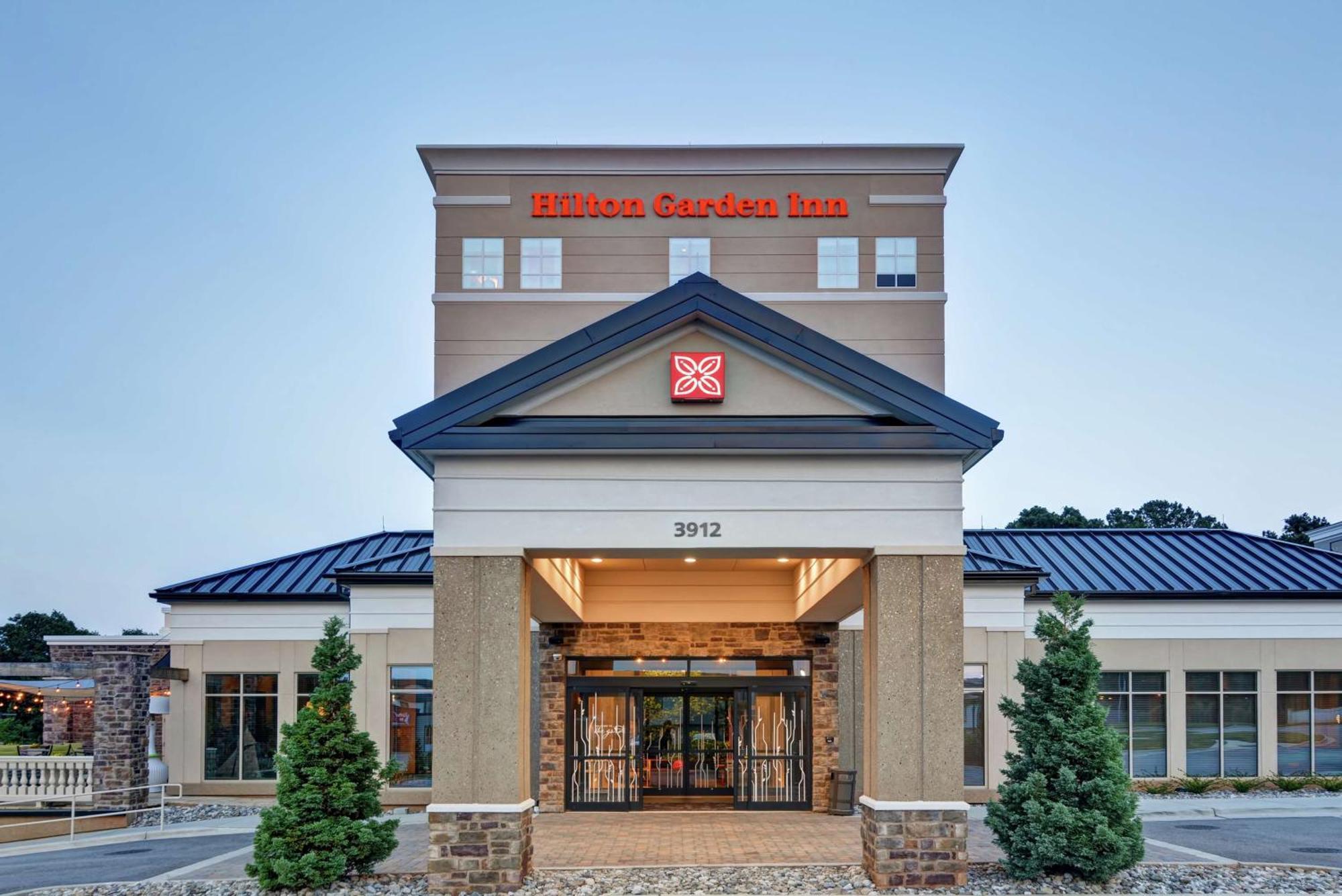 Hilton Garden Inn Raleigh/Crabtree Valley Eksteriør billede
