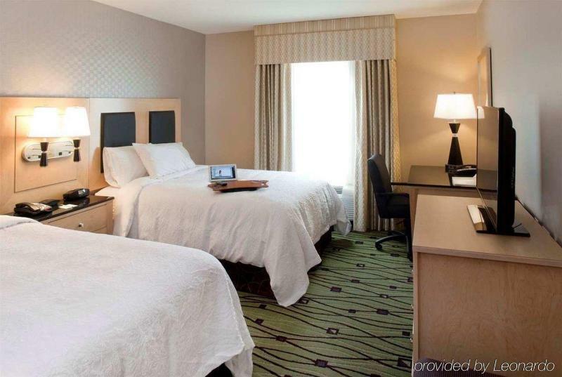 Hilton Garden Inn Raleigh/Crabtree Valley Eksteriør billede